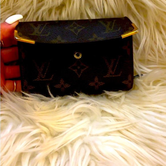 Authentic Louis Vuitton Mono Snap Wallet - Picture 3 of 10